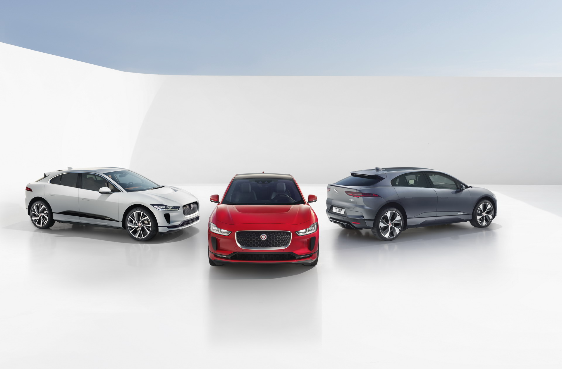 Официјално: i-PACE – првиот целосно електричен модел на Jaguar / ФОТО + ВИДЕО