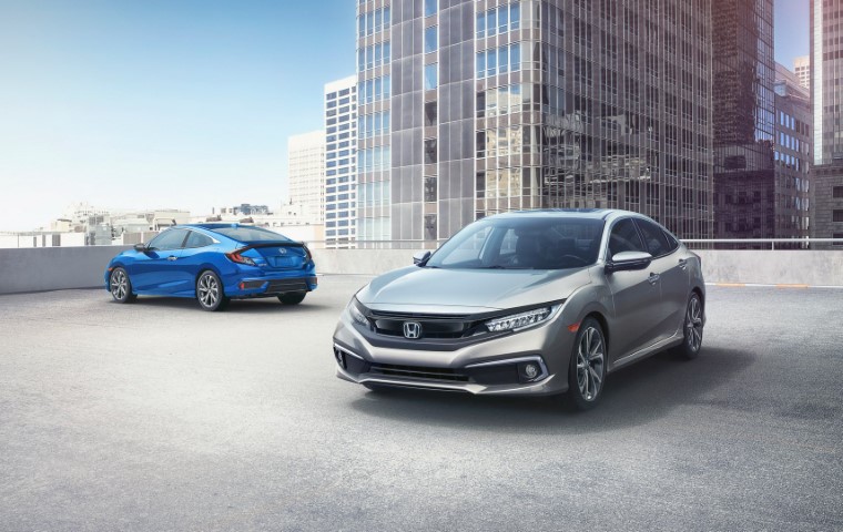 Претставен рестилизираниот Honda Civic во седан и купе варијанта / ФОТО