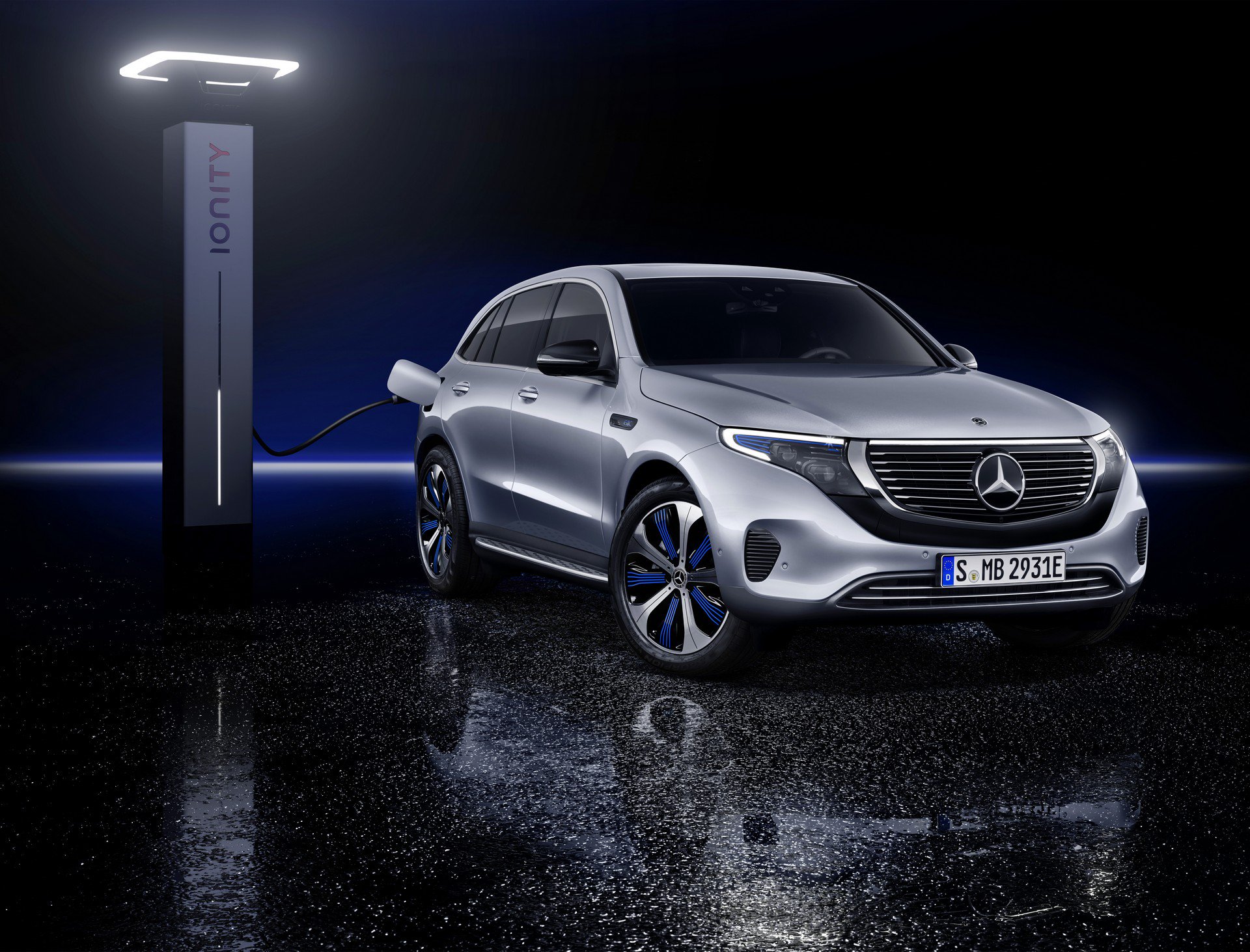 Светска премиера за Mercedes EQC / ФОТО