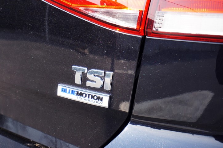 Нови обвинувања на сметка на VW за штетните емисии на бензинските мотори