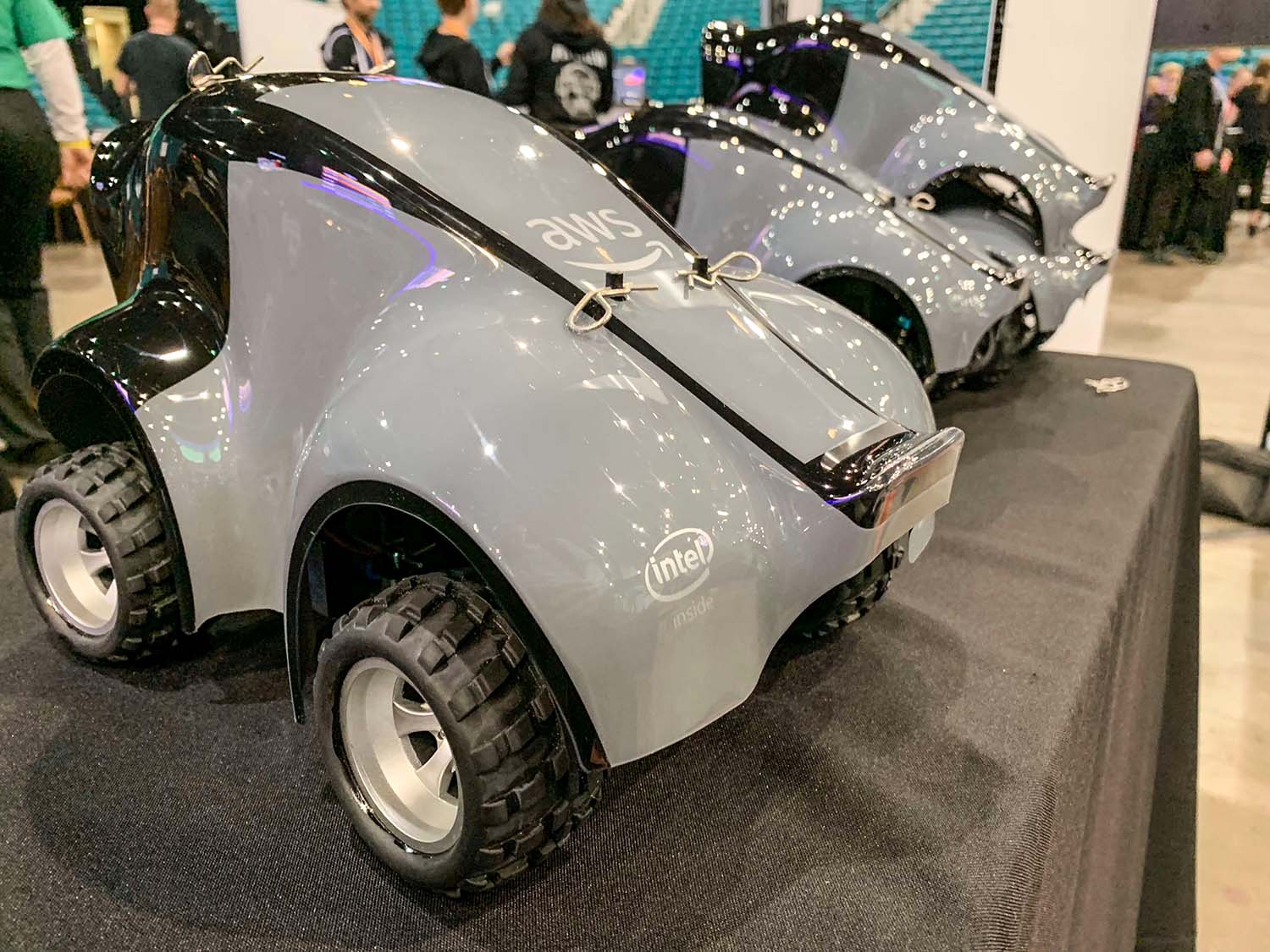 Автономен автомобил од Amazon за 250 долари / ВИДЕО