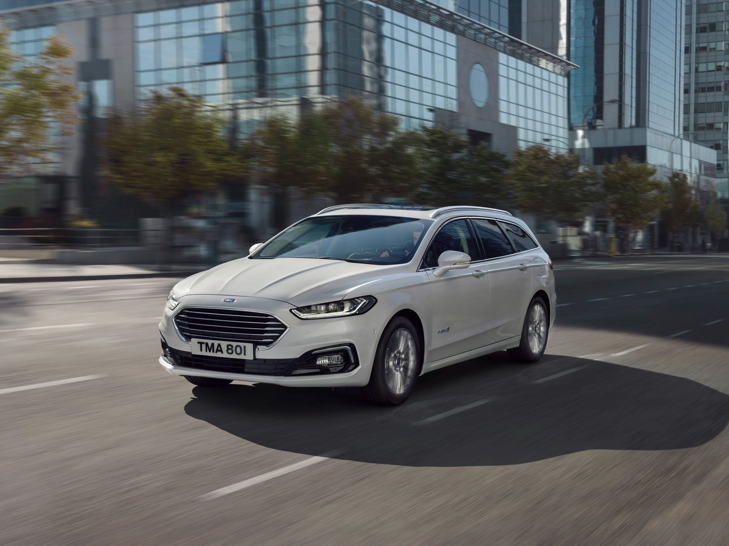 Рестилизираниот Ford Mondeo доаѓа и со хибридна караван верзија