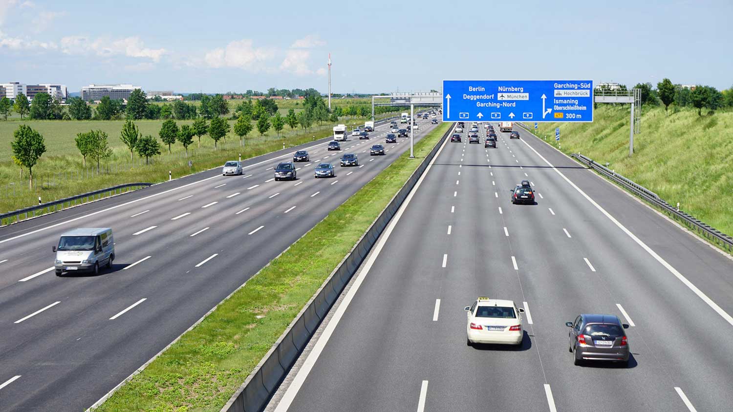 Германија воведува ограничување на брзината на своите автопатишта