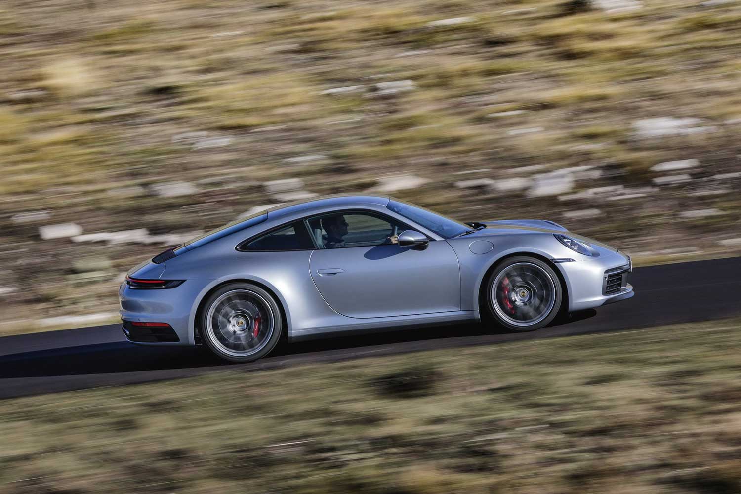 Porsche 911 конечно доби мануелен менувач