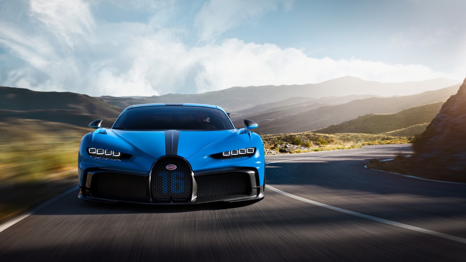 За длабоки џебови и подинамично возење: Bugatti Chiron Pur Sport / ФОТО+ВИДЕО