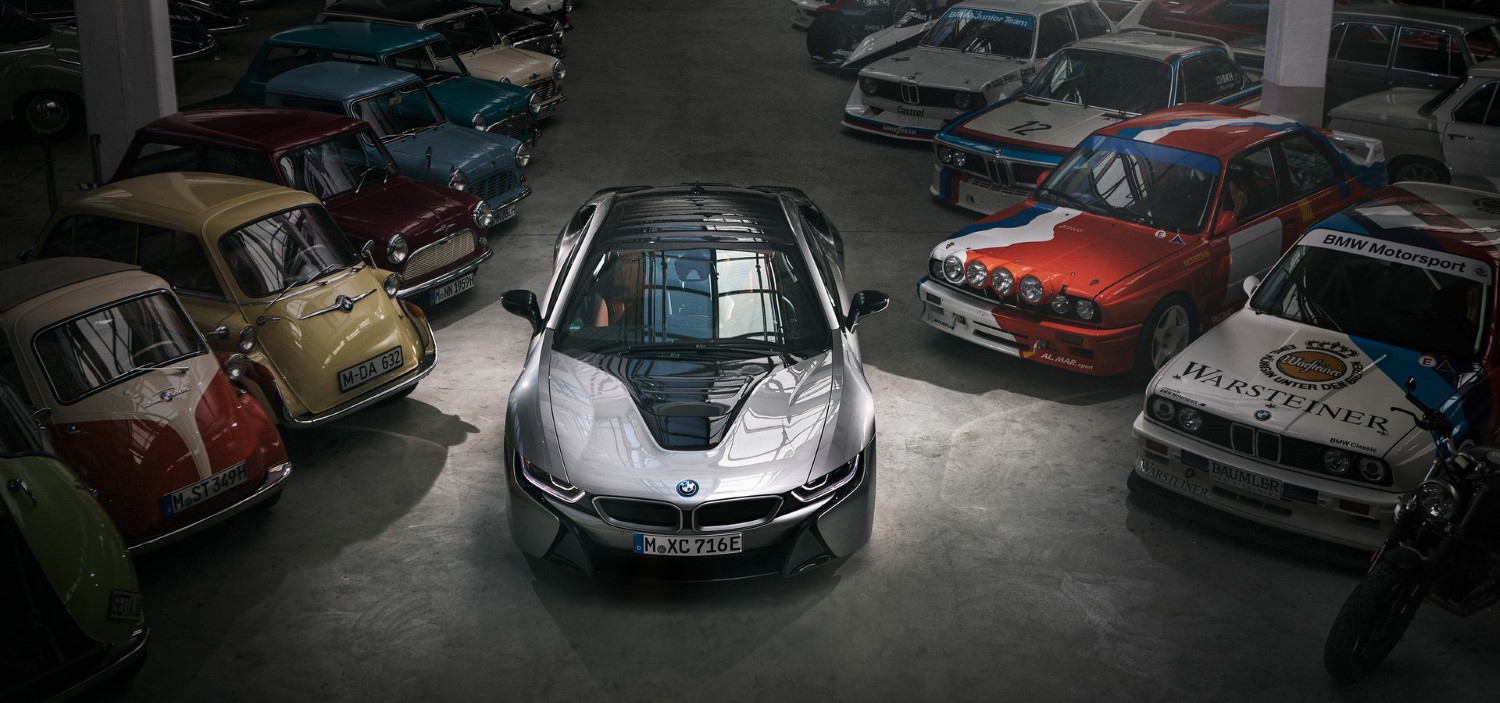 Толку беше. Крај за BMW i8