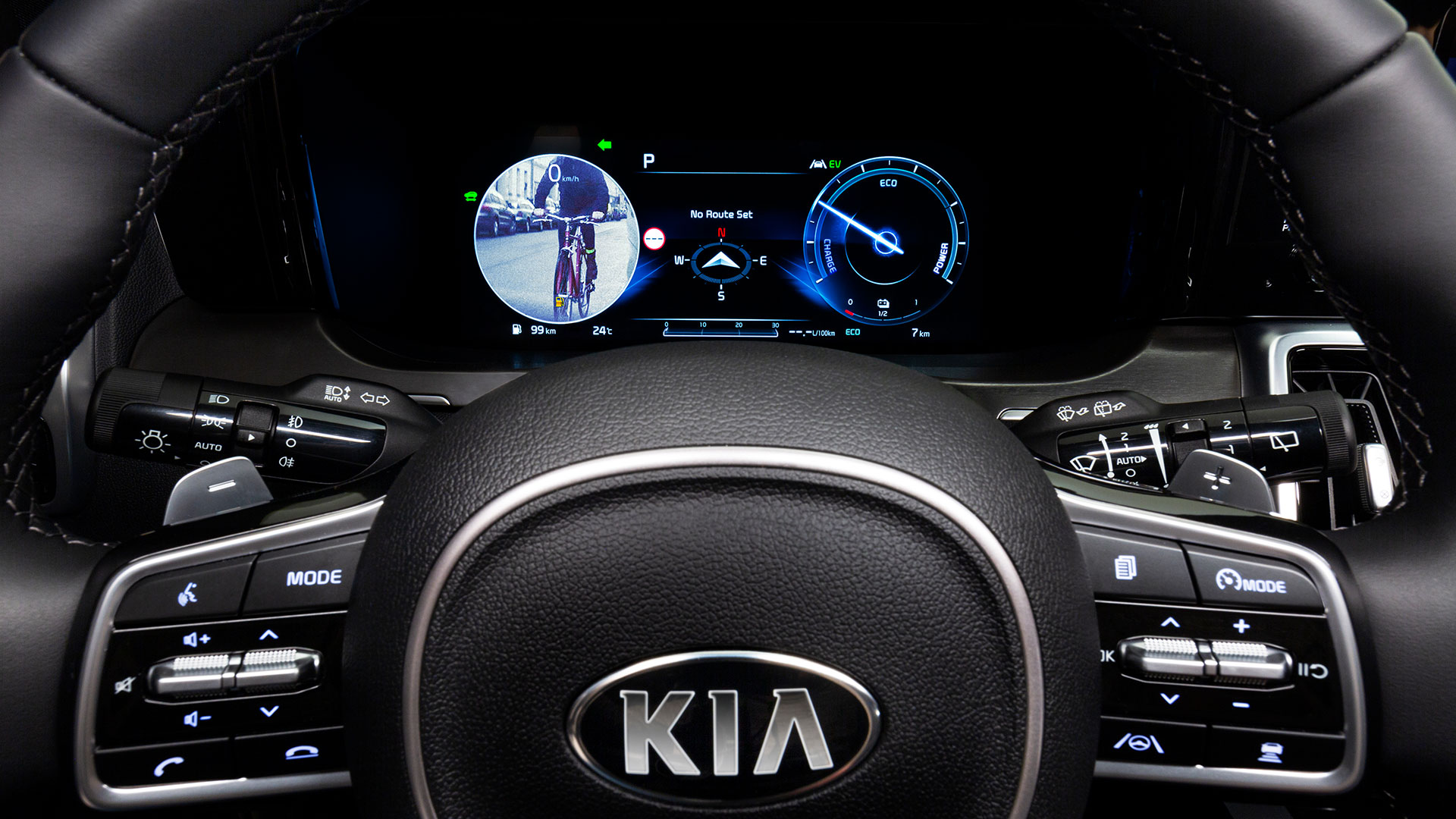 Новиот Kia Sorento ги елиминира слепите точки на возачот со помош на дигиталната инструмент табла