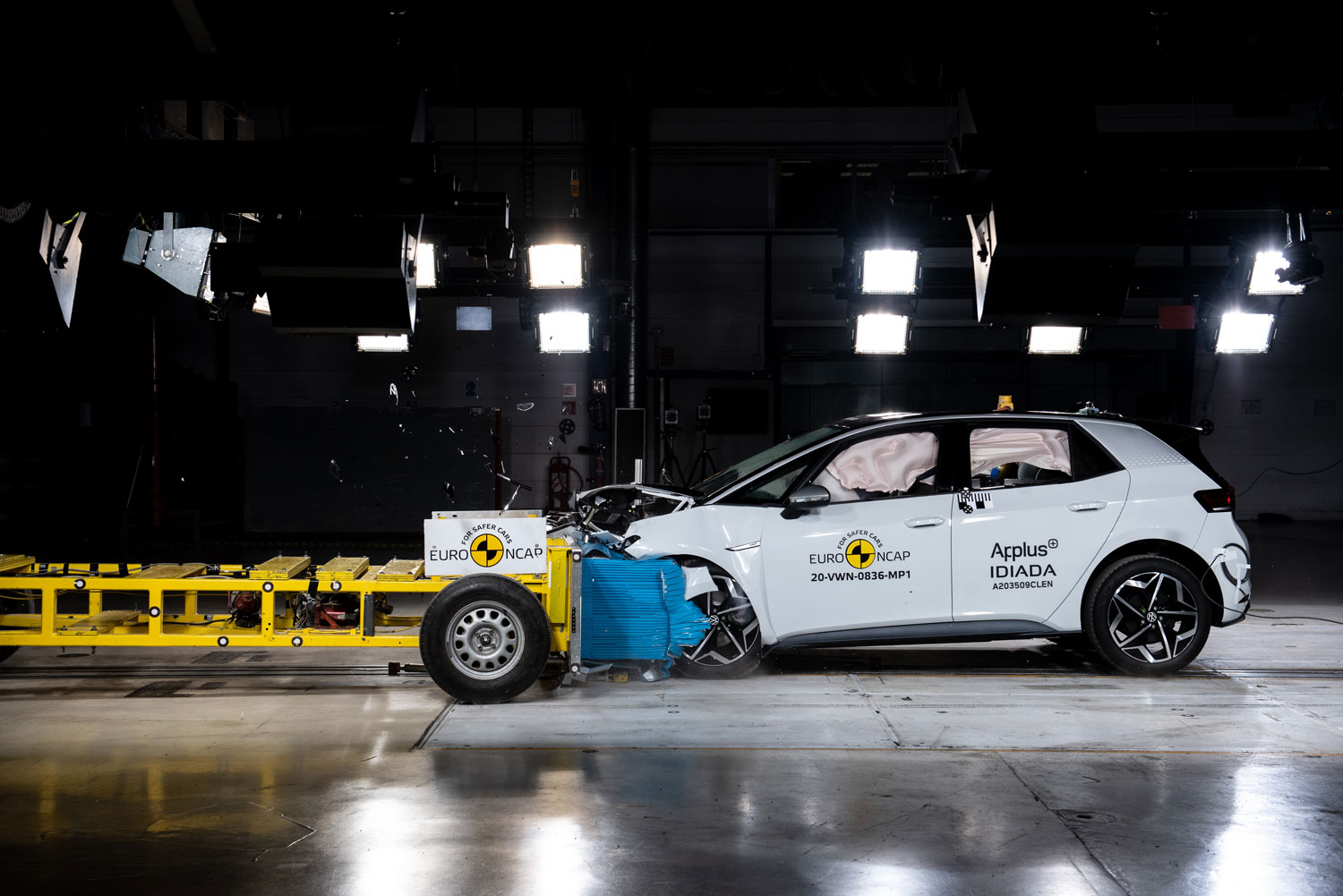 Volkswagen ID.3 одличен на краш тестот на Euro NCAP / ВИДЕО