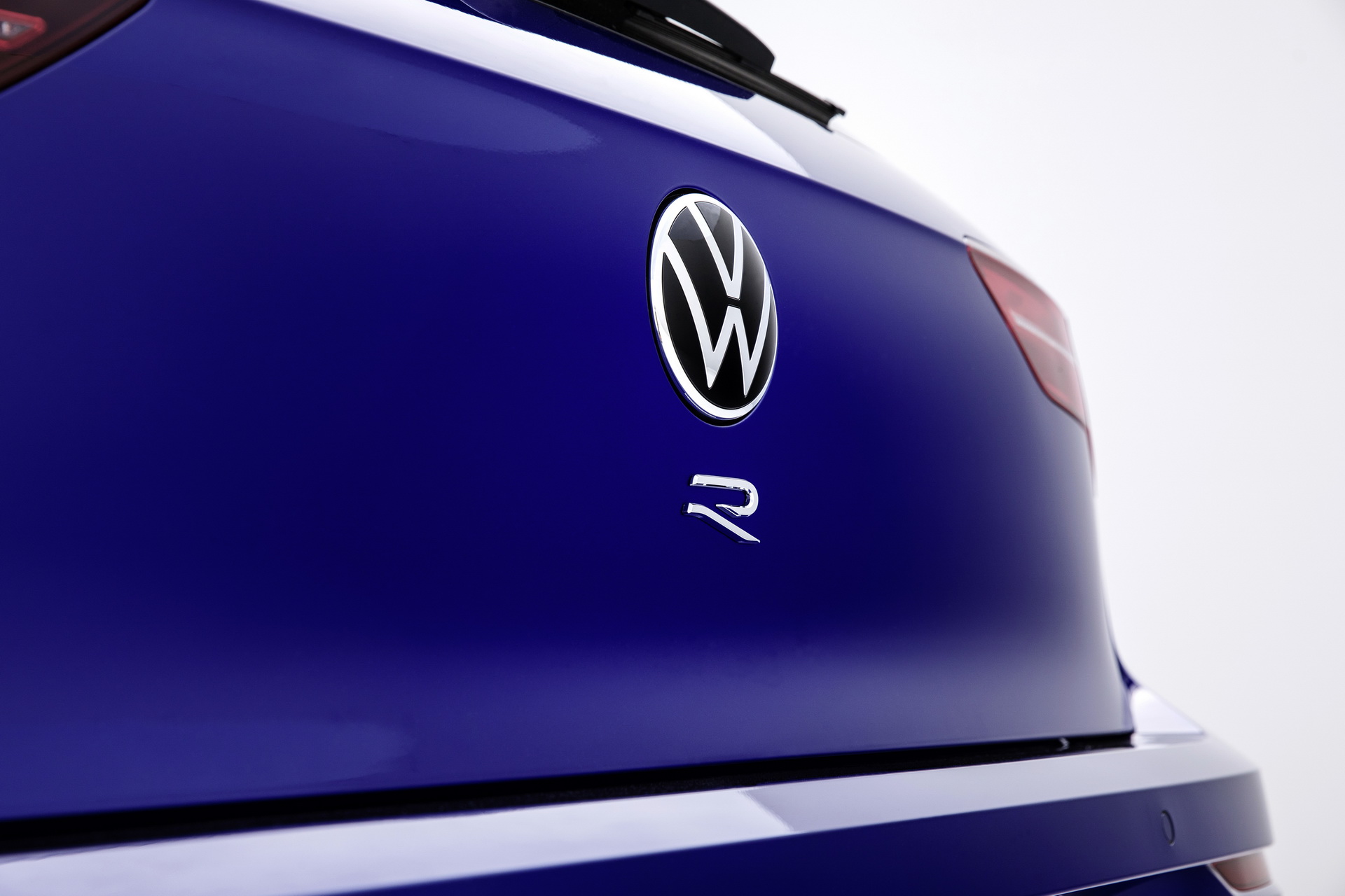 Новиот Volkswagen Golf R добива иновативен систем 4х4