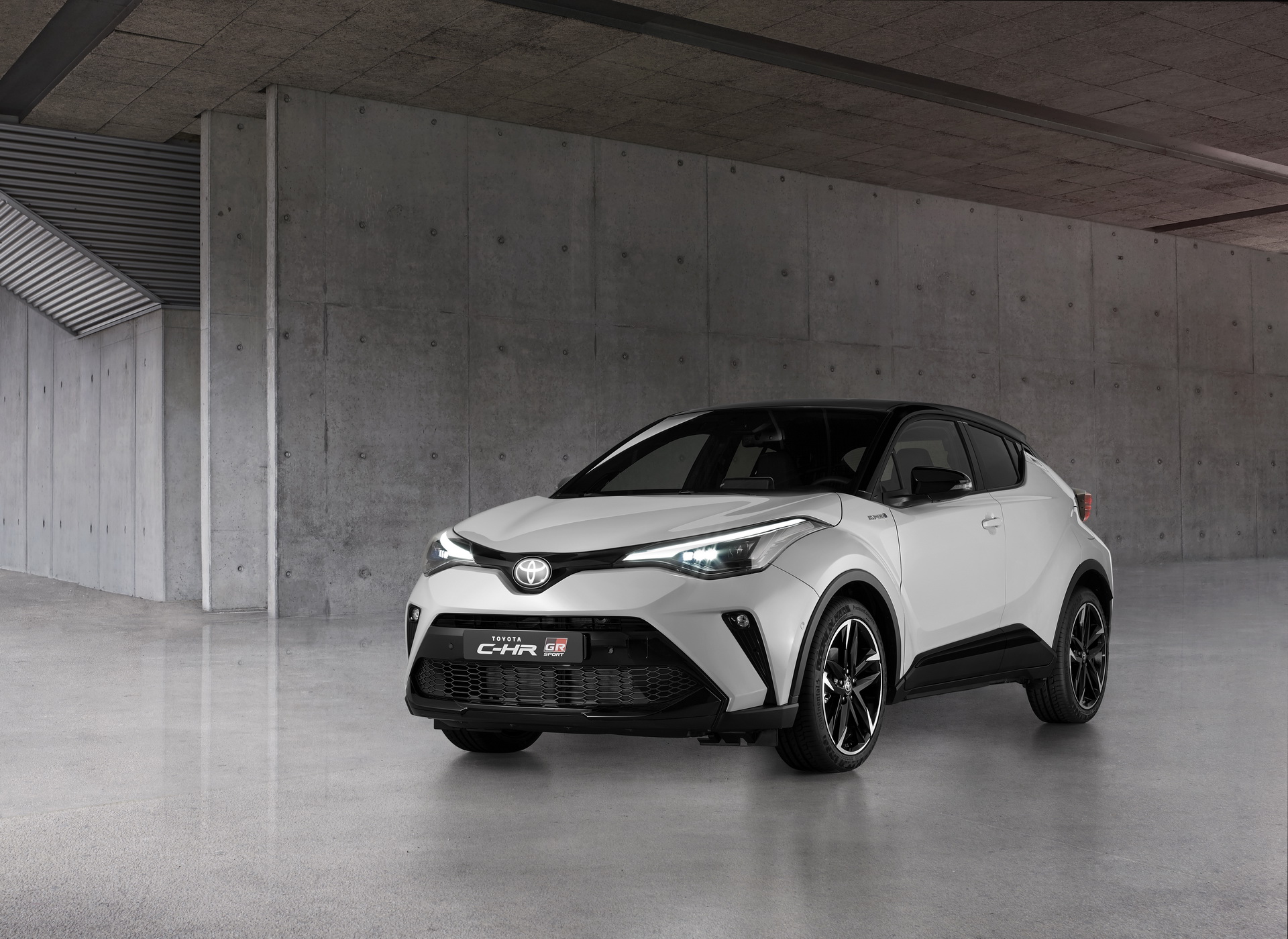 Toyota C-HR доби нова топ верзија за Европа / ФОТО