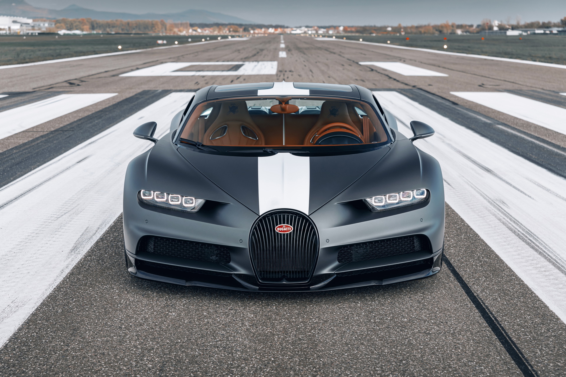 Претставен Bugatti Chiron Sport Les Légendes du Ciel инспириран од авионите / ФОТО+ВИДЕО