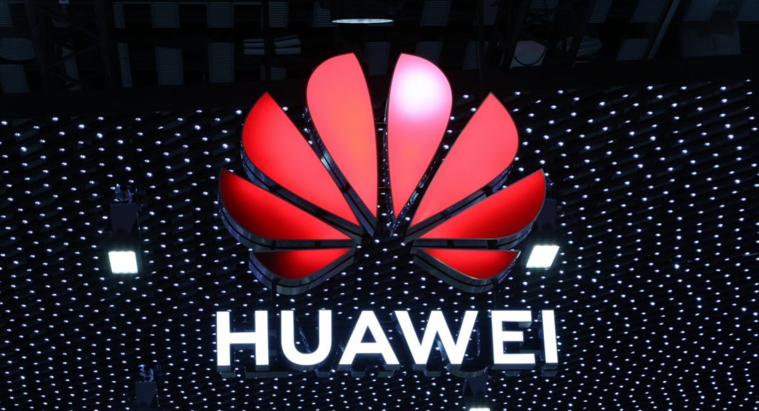 Huawei влегува во автомобилската индустрија?