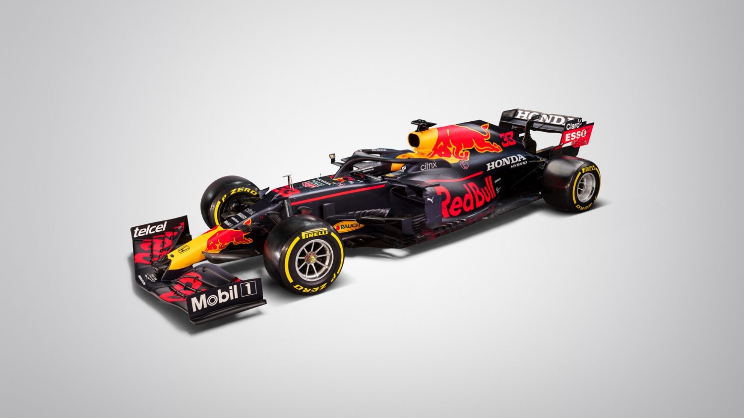Red Bull и Alfa Romeo ги претставија болидите за новата сезона! / ФОТО+ВИДЕО