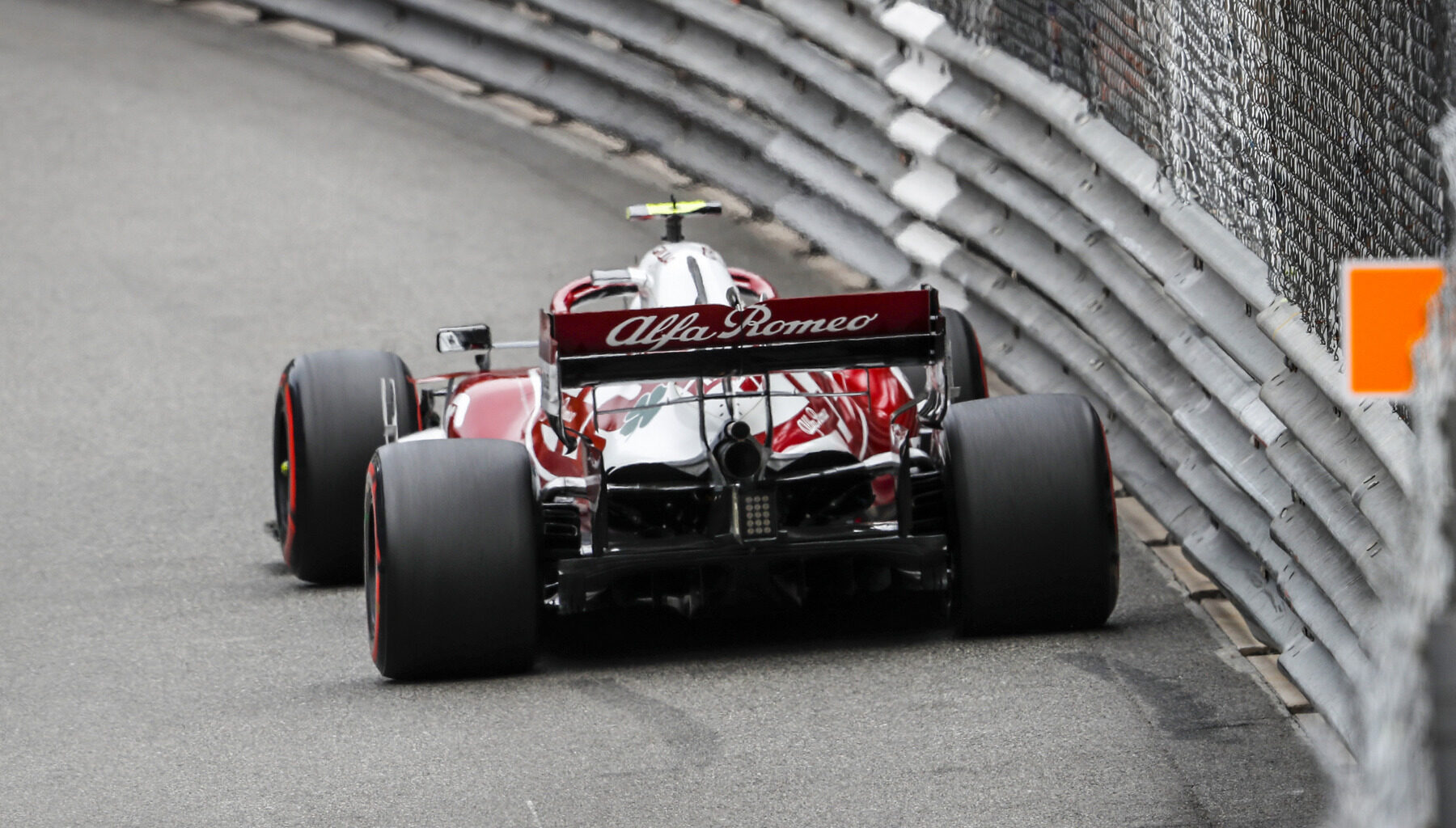 Alfa Romeo останува во Formula 1