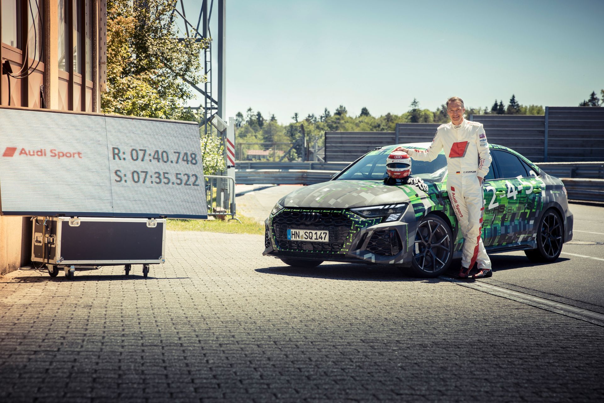 Audi RS3 Sedan е новиот рекордер помеѓу компактите на Нирбургринг / ФОТО+ВИДЕО