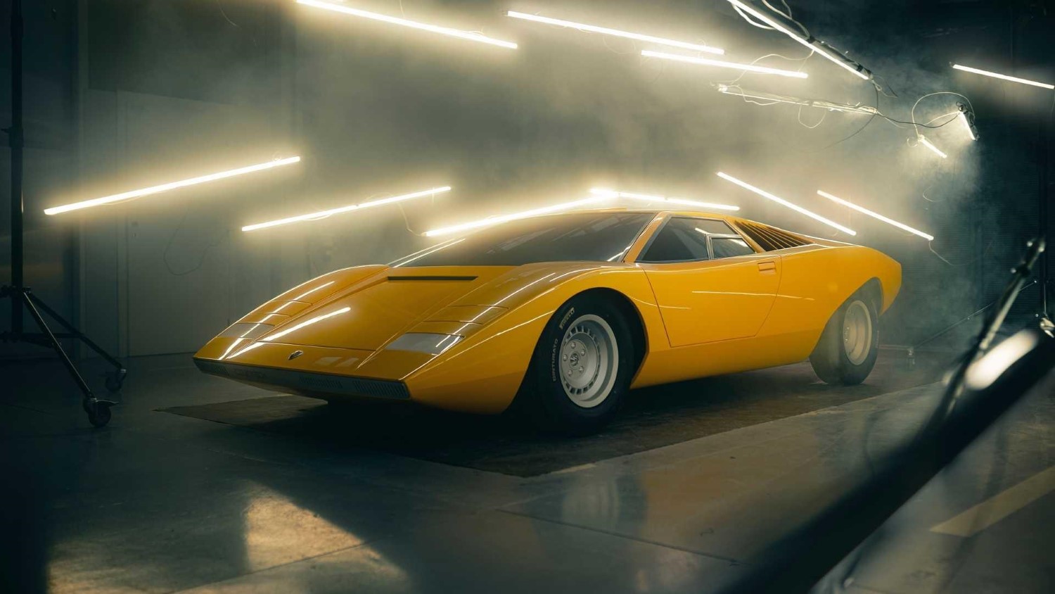 Легендата оживеа! Lamborghini го врати во живот оригиналниот Countach од 1971 година
