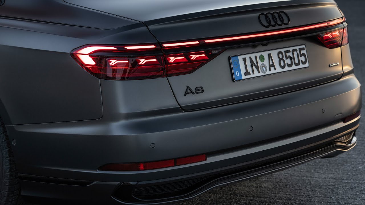 2022 Audi A8 60 TFSI quattro S line – Interior, Exterior and Driving