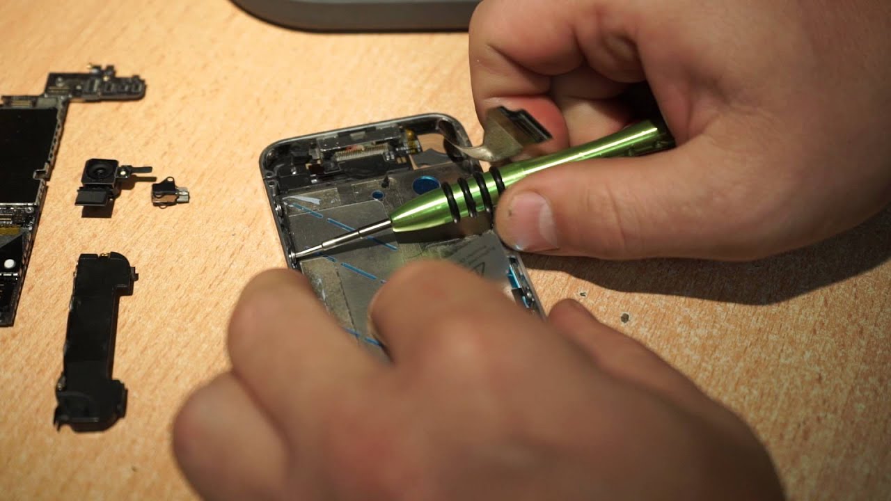iPhone 4 Repair and Replacement LCD Display and Touch Screen Video Instructions