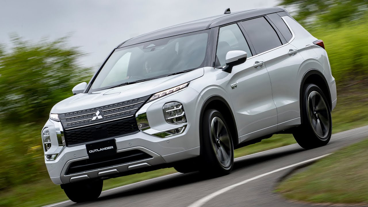 2022 / 2023 Mitsubishi Outlander PHEV – Very nice three-row SUV