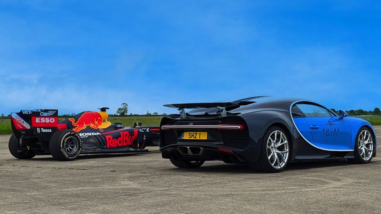 Трка во забрзување: Може ли Bugatti Chiron да му се спротивстави на Red Bull F1 болид? / ВИДЕО
