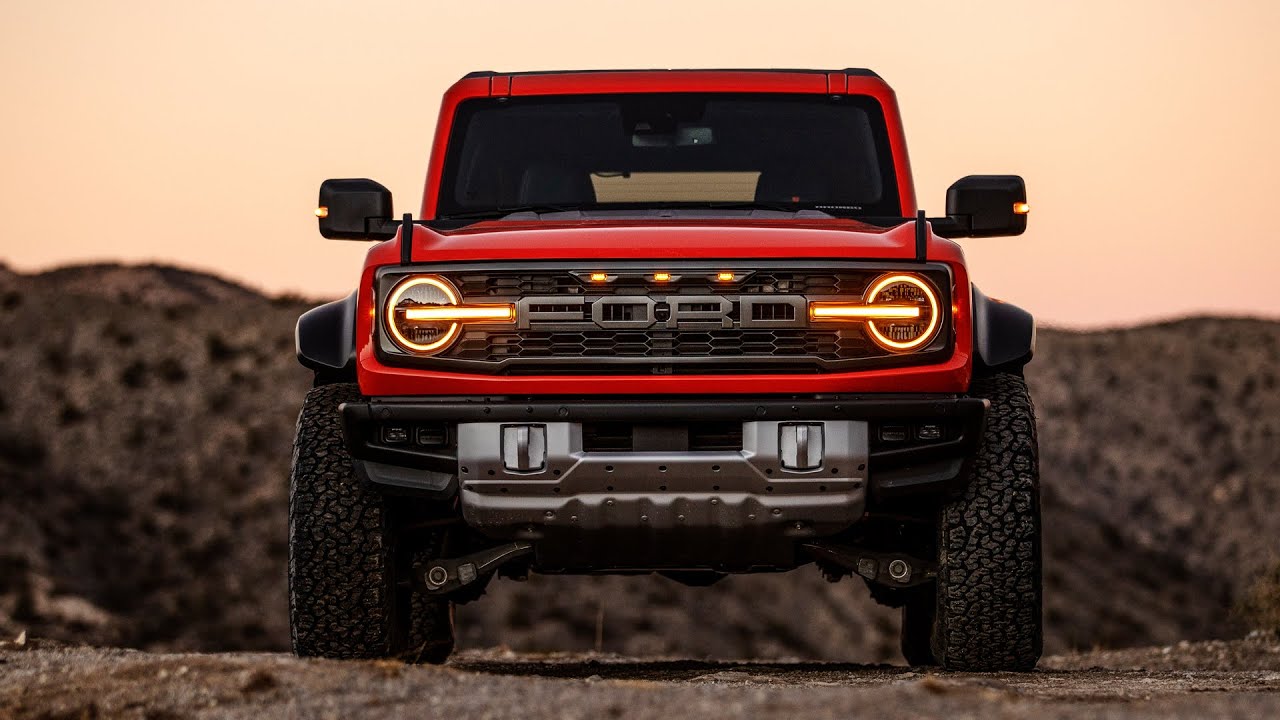 2022 Ford Bronco Raptor – a 400 HP Desert Runner SUV