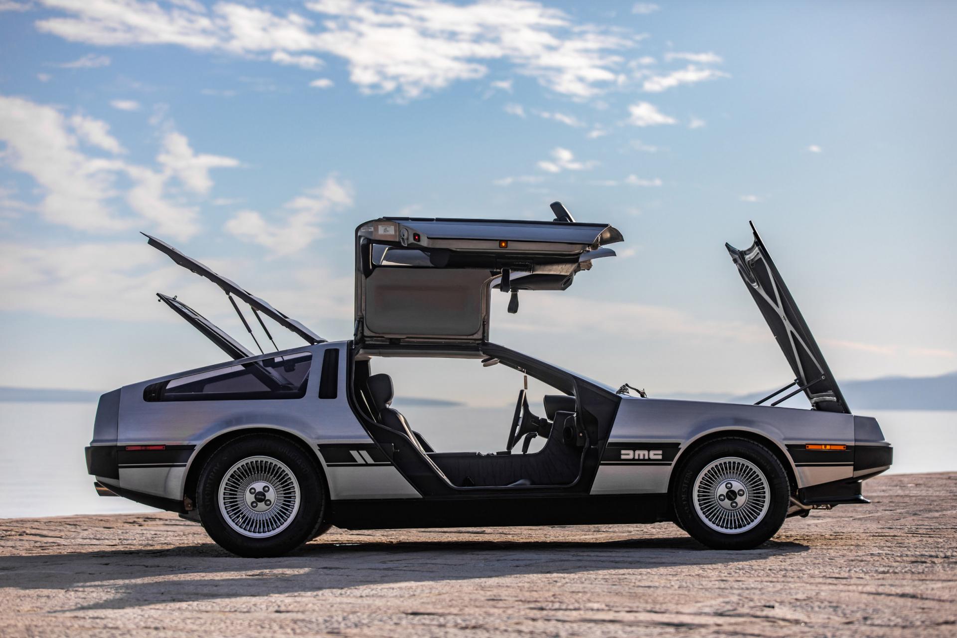 Официјална потврда: Култната филмска автомобилска икона DeLorean станува e-Lorean, а производството започнува оваа година / ВИДЕО