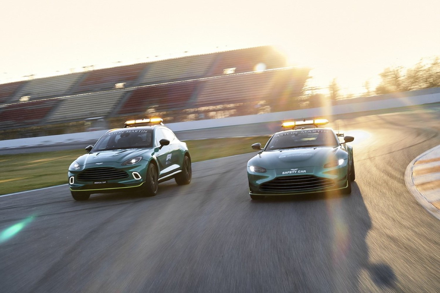 Верстапен безбедносното возило Aston Martin Vantage го нарече „желка“