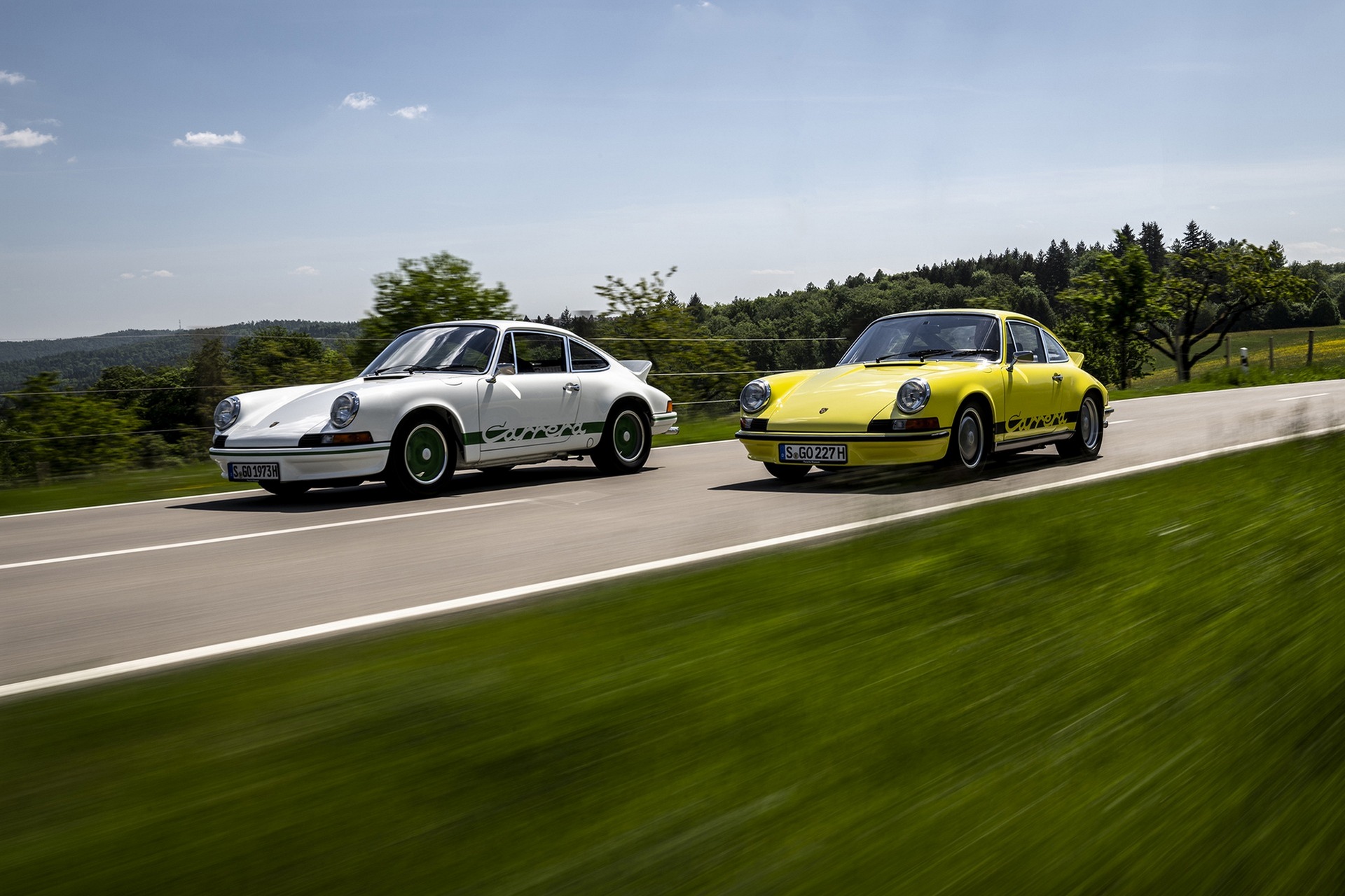 Porsche слави 50. години 911 Carrera RS, една од највозбудливите 911-ки на сите времиња