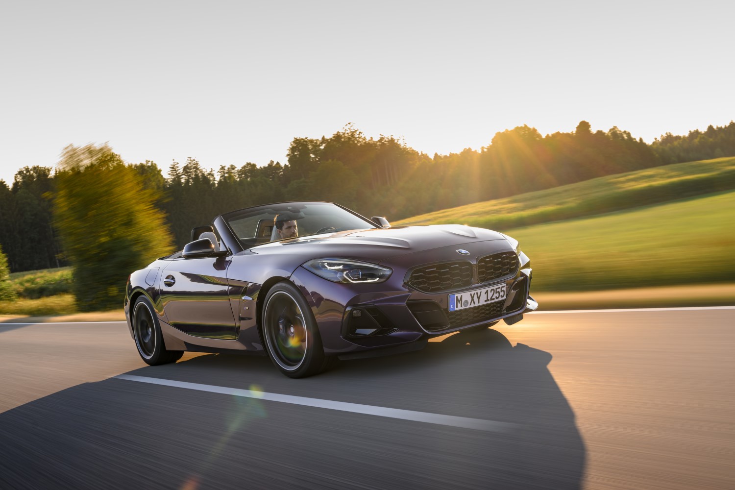 Дојде време за затегнување на борите: 2023 BMW Z4 / ФОТО