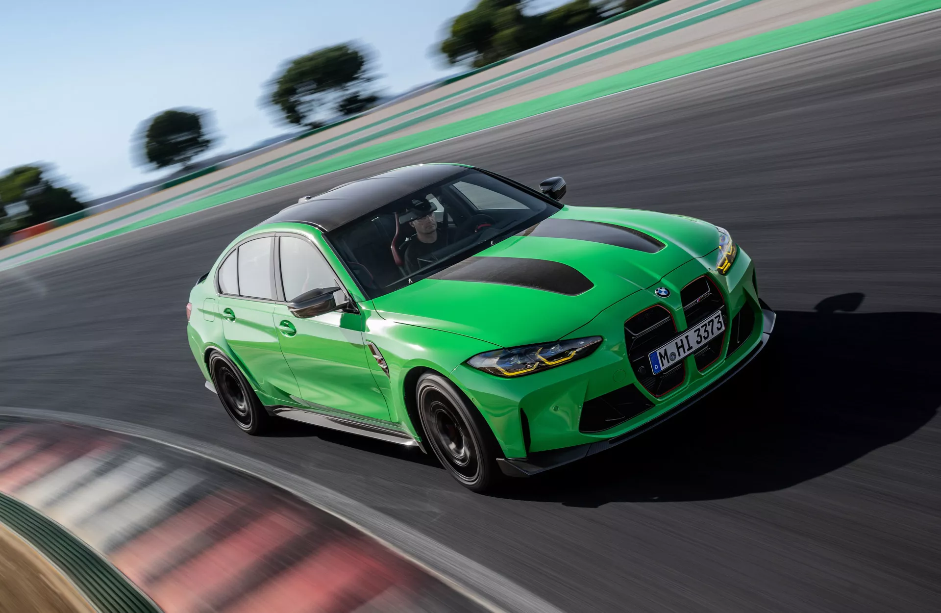 Премиера за BMW M3 CS: Повеќе моќ за помала тежина / ФОТО+ВИДЕО