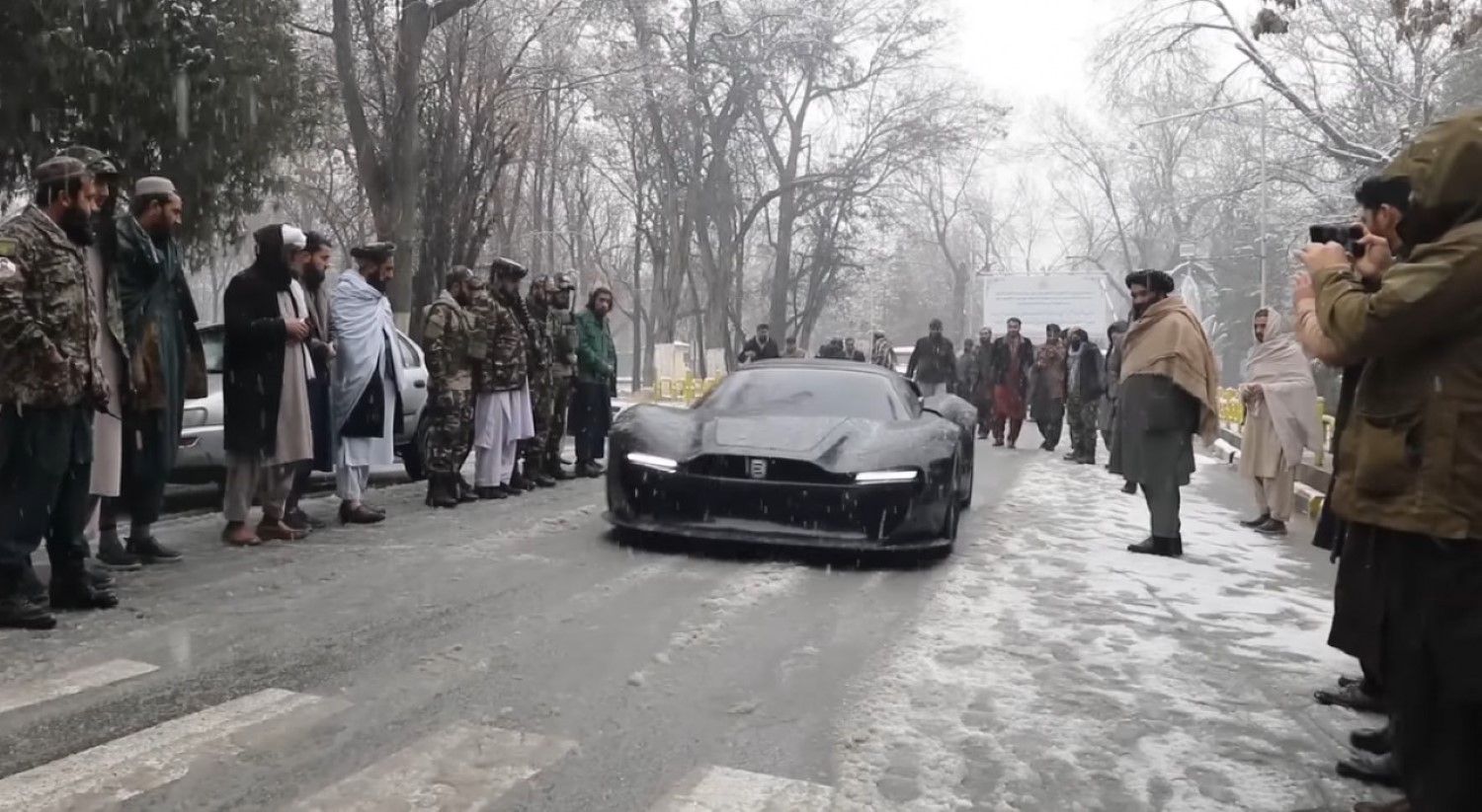 Развиван е пет години: Запознајте го Entop Mada-9, првиот суперавтомобил од Авганистан / ВИДЕО