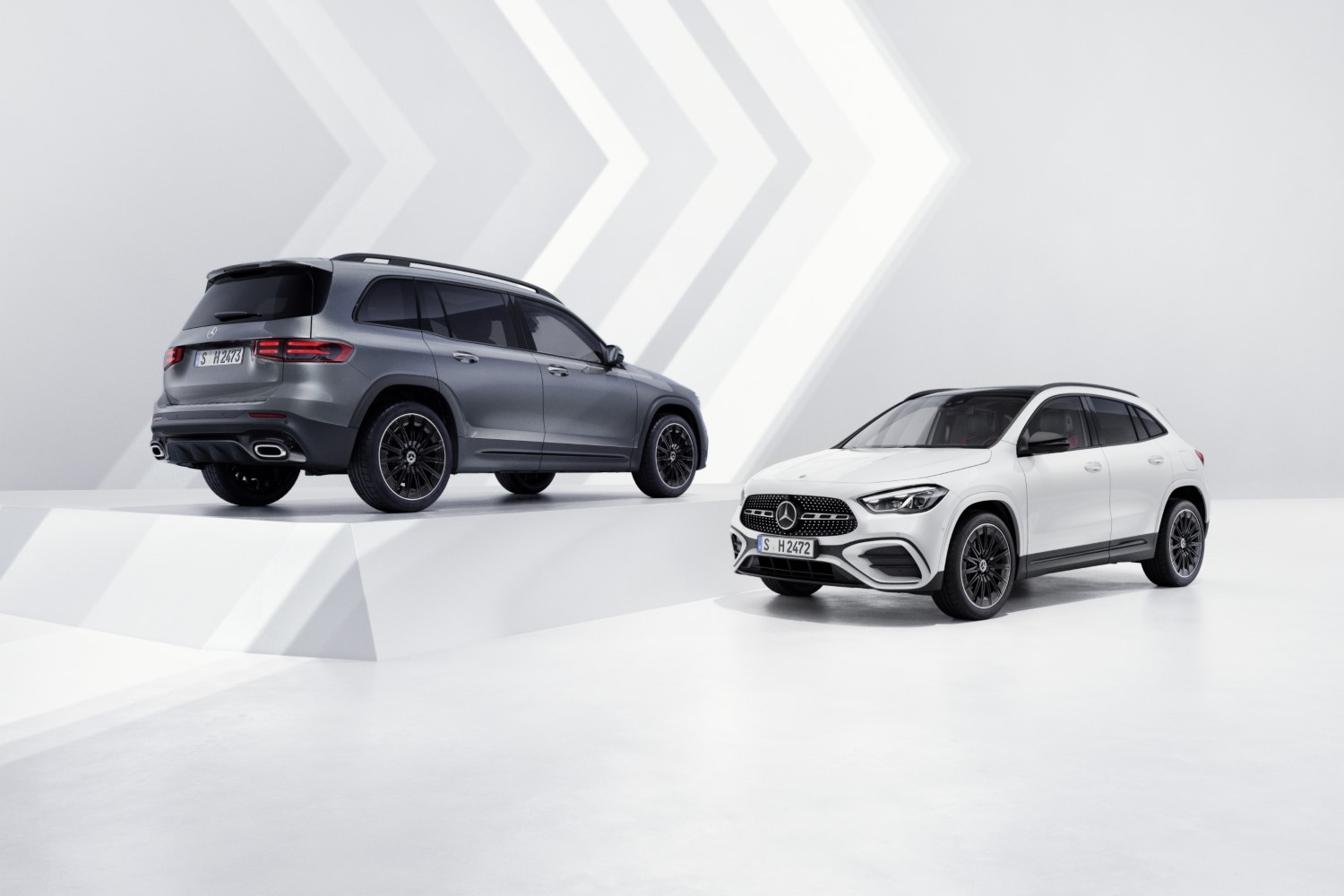 Подобар изглед, повеќе опрема! Пристигнаа освежените изданија на Mercedes GLA и GLB / ФОТО+ВИДЕО