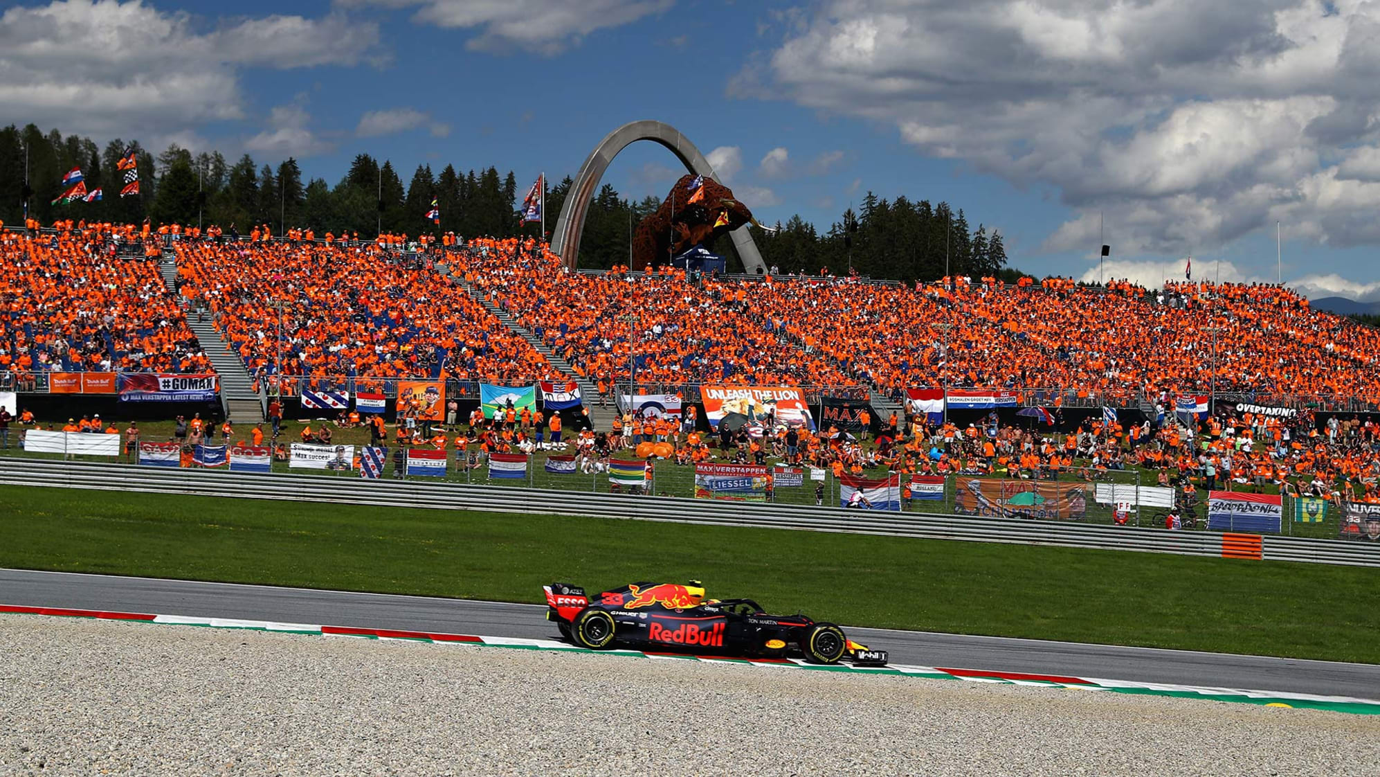 Потпишан нов договор: ГН на Австрија останува дел од Formula 1 календарот до 2027 година
